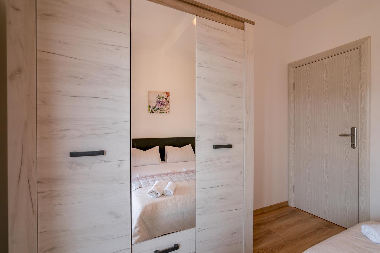 Vasic Apartments Herceg Novi Exterior foto